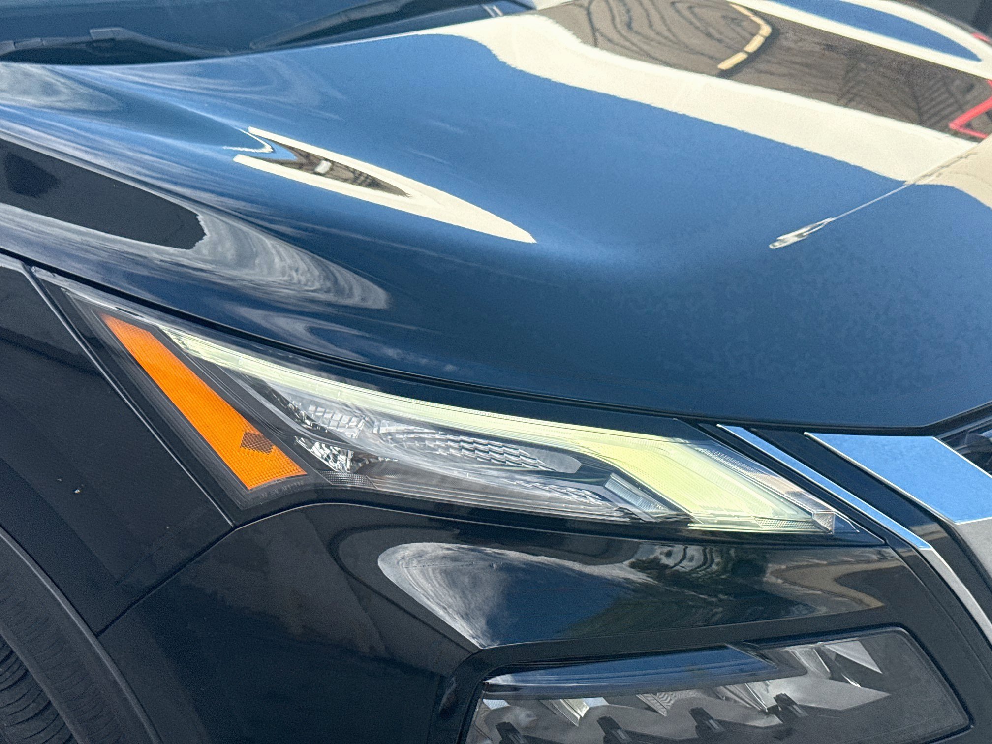Used 2021 Nissan Rogue S FWD image 32
