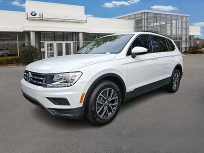 Used 2019 Volkswagen Tiguan SE w/ Panoramic Sunroof Package