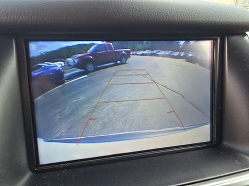 Used 2020 Chevrolet Suburban Premier AWD/4WD image 23