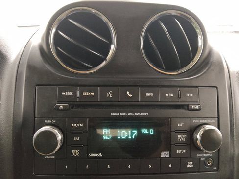 Used 2017 Jeep Patriot Sport w/ Power Value Group FWD image 25