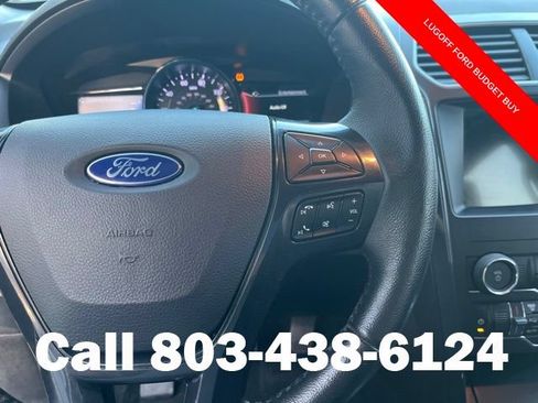 Used 2018 Ford Explorer XLT w/ Equipment Group 201A FWD image 19