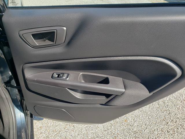 Used 2011 Ford Fiesta SE w/ 203A Rapid Spec Order Code FWD image 19