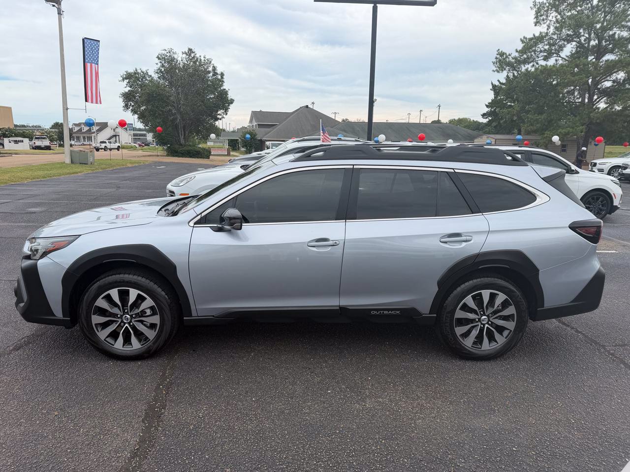 Used 2023 Subaru Outback Limited AWD/4WD image 18