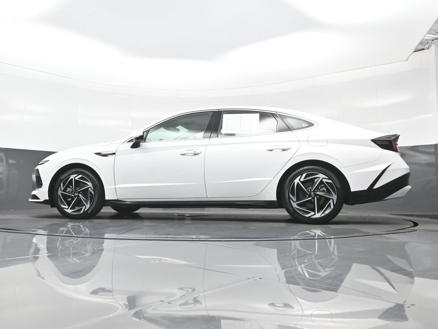 Certified 2026 Hyundai Sonata SEL FWD image 27