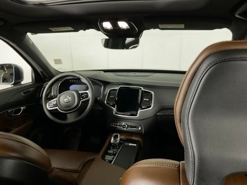 Certified 2024 Volvo XC90 T8 Ultimate AWD/4WD image 15