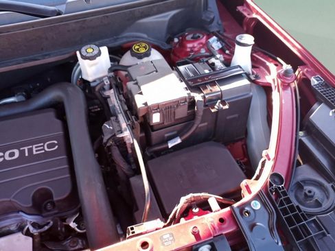 Used 2020 GMC Terrain SLE w/ Driver Convenience Package image 12