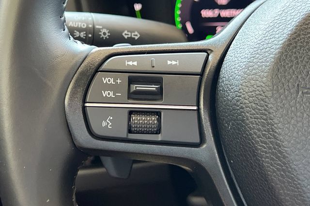 Used 2025 Honda Accord Sport image 30