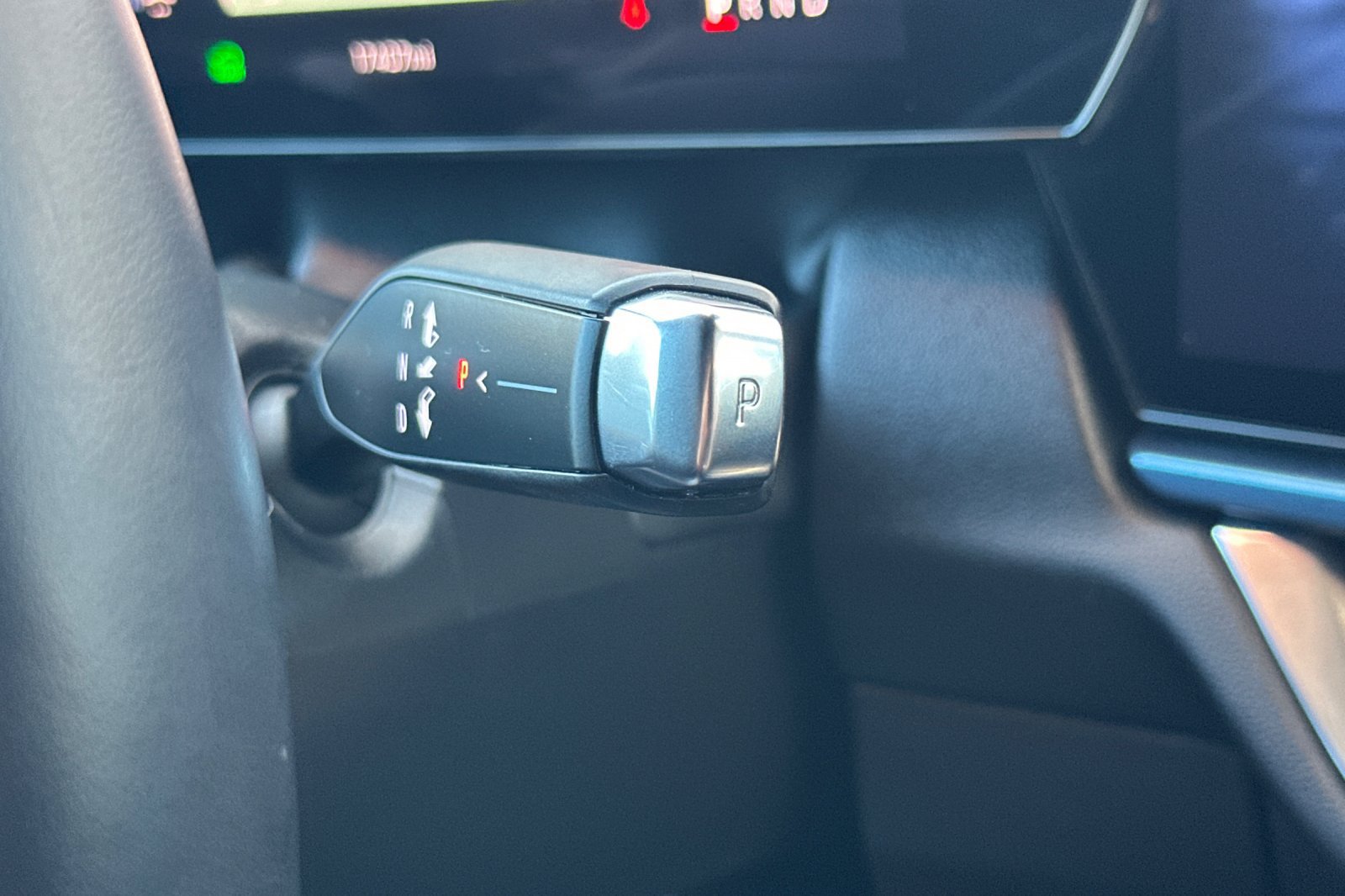 Used 2024 Chevrolet Equinox EV LT FWD image 32