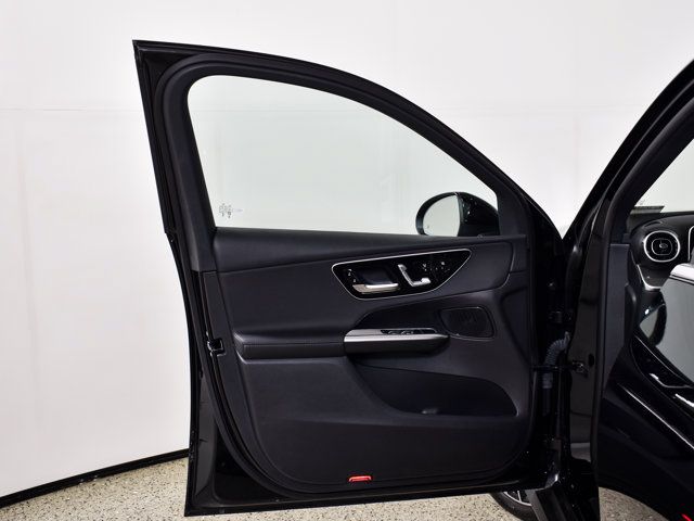 Certified 2025 Mercedes-Benz GLC 300 image 18