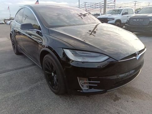 Used 2017 Tesla Model X P100D image 6
