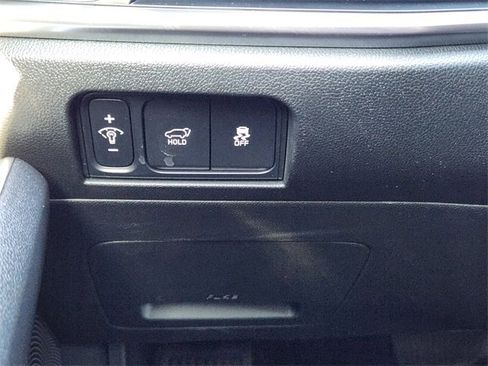 Certified 2025 Kia Sorento EX image 23