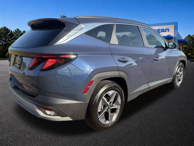 Used 2025 Hyundai Tucson SEL FWD image 3