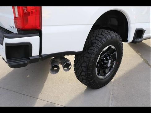 New 2025 Ford F250 Lariat w/ Lariat Ultimate Package image 8