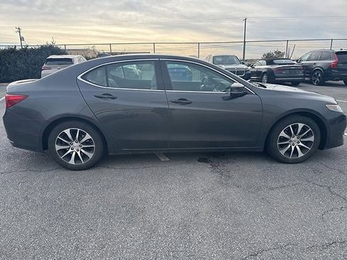 Used 2016 Acura TLX image 4