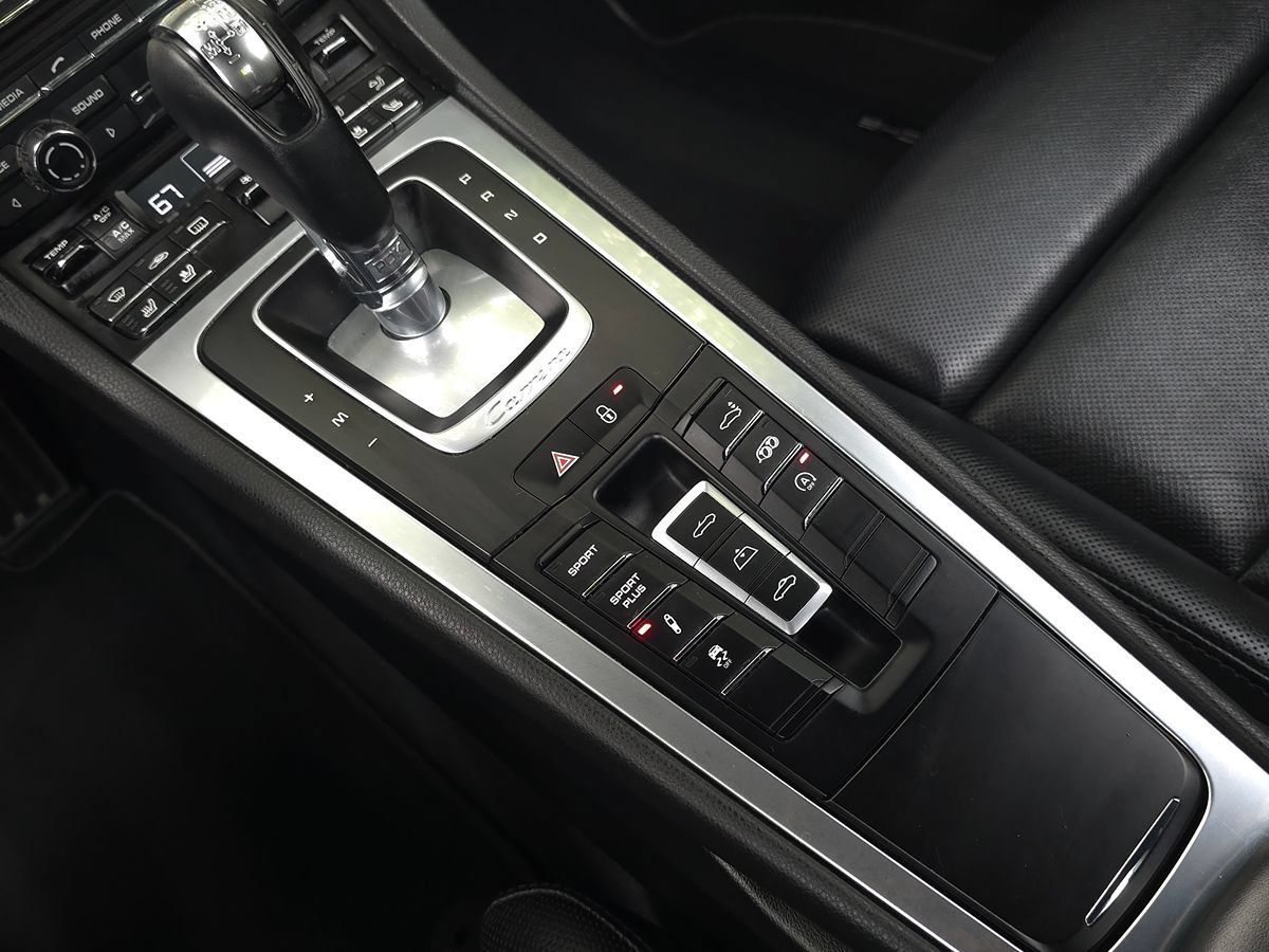 Used 2015 Porsche 911 Carrera 4S AWD/4WD image 37