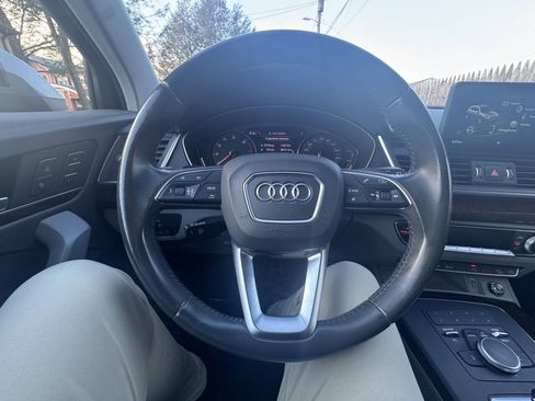 Used 2020 Audi Q5 2.0T Premium AWD/4WD image 38
