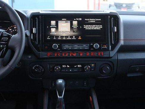 Used 2025 Nissan Frontier PRO-4X w/ Pro Premium Package image 26