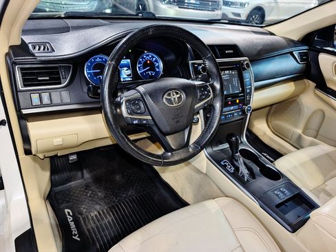 Used 2017 Toyota Camry XLE FWD image 15