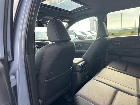 Used 2026 Honda Ridgeline Black Edition image 22