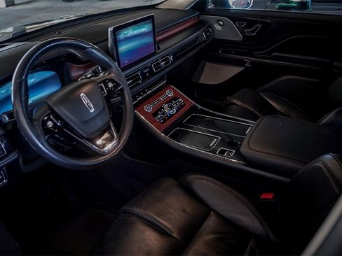 Used 2022 Lincoln Aviator Reserve w/ Equipment Group 201A image 7