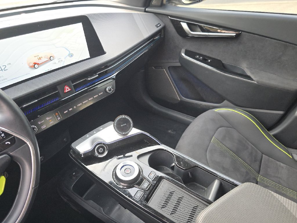 Used 2023 Kia EV6 GT AWD/4WD image 31