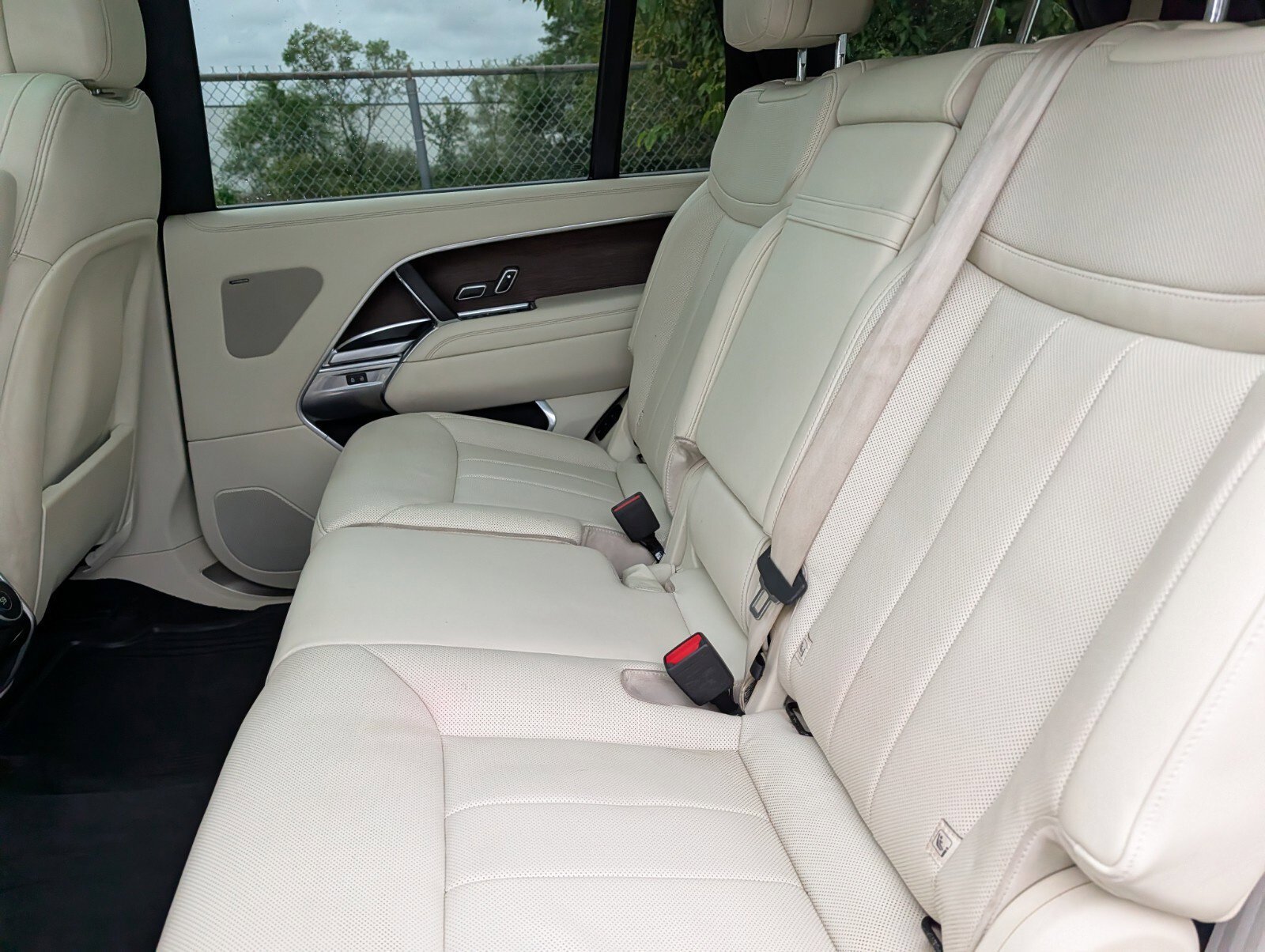 Used 2023 Land Rover Range Rover Long Wheelbase SE AWD/4WD image 19