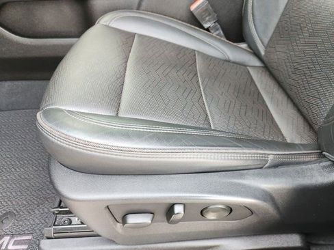 Used 2021 Chevrolet Tahoe High Country w/ Premium Package image 26