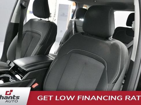 Used 2022 Jeep Grand Cherokee L Laredo w/ Luxury Tech Group I AWD/4WD image 33