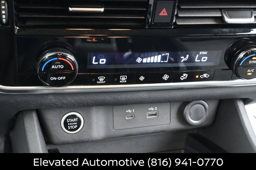 Used 2021 Nissan Rogue SV AWD/4WD image 11