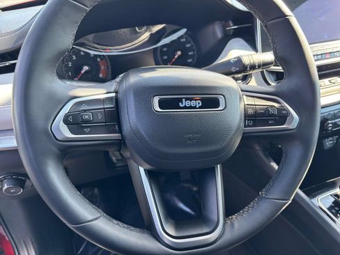 Used 2025 Jeep Compass Limited AWD/4WD image 24
