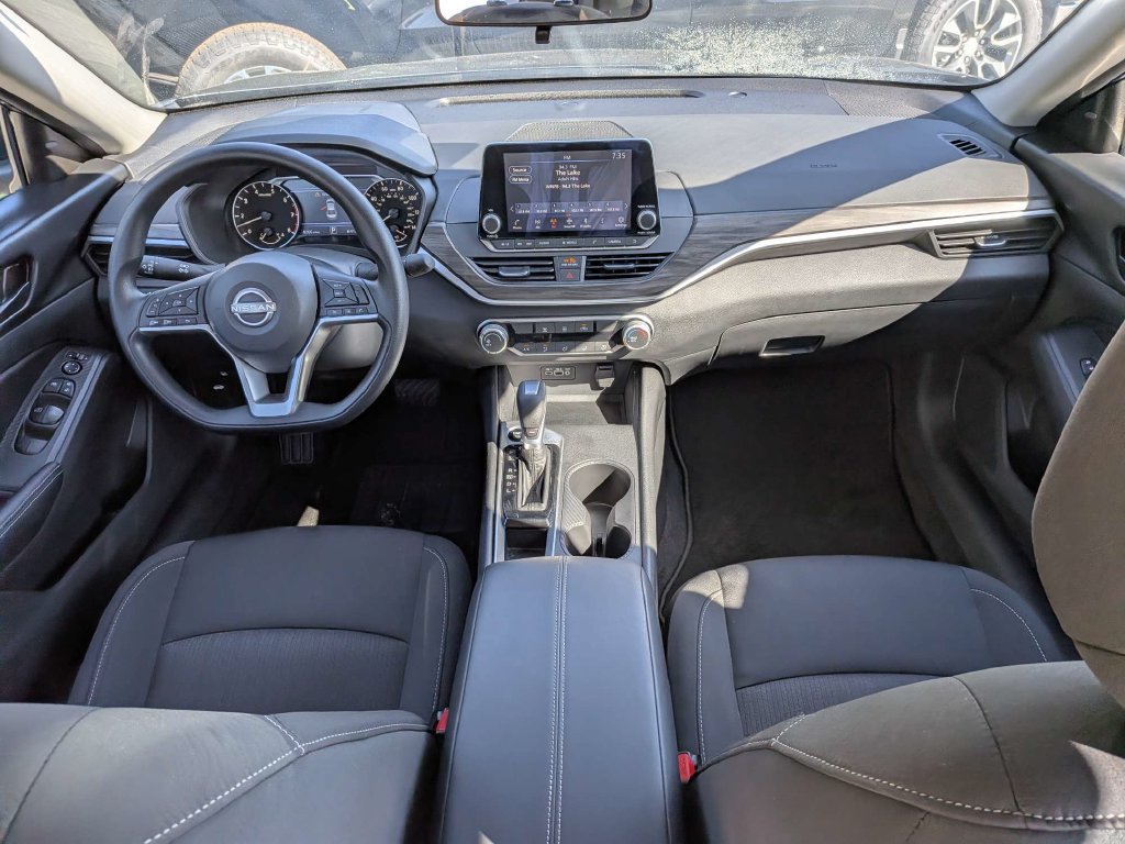 Used 2026 Nissan Altima 2.5 SV FWD image 13