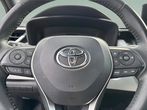 Used 2023 Toyota Corolla SE image 33