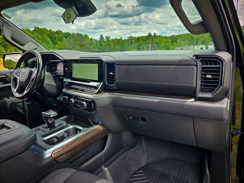 Used 2022 Chevrolet Silverado 1500 RST w/ All Star Edition Plus AWD/4WD image 38