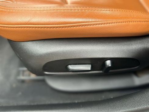 Used 2018 Chevrolet Cruze Premier image 14