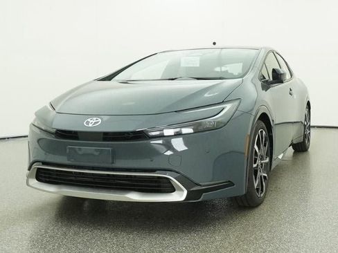 New 2026 Toyota Prius Plug-In Hybrid image 32
