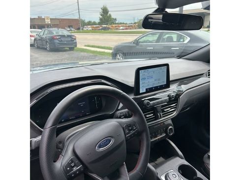 Used 2025 Ford Escape ST-Line AWD/4WD image 8