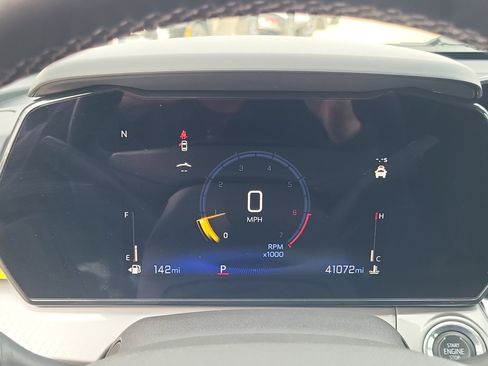 Used 2024 Chevrolet Trax LT w/ Driver Confidence Package image 15