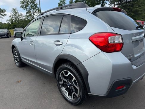 Used 2017 Subaru Crosstrek 2.0i Limited AWD/4WD image 10