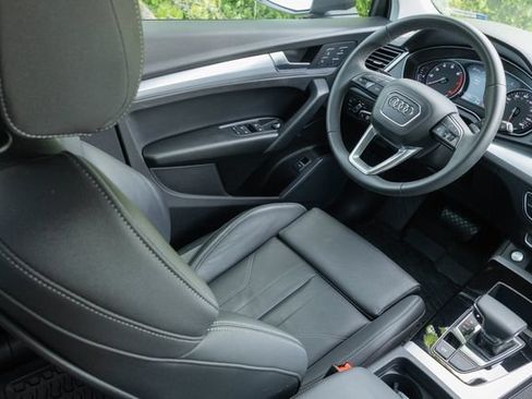 Used 2024 Audi Q5 2.0T Premium w/ Convenience Package AWD/4WD image 23