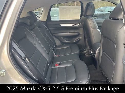 New 2025 MAZDA CX-5 AWD 2.5 S w/ Premium Plus Pkg image 28