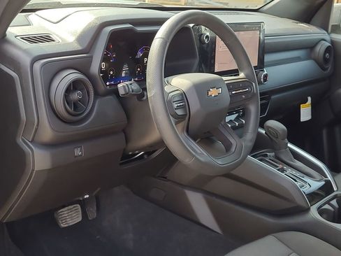 New 2026 Chevrolet Colorado W/T image 10