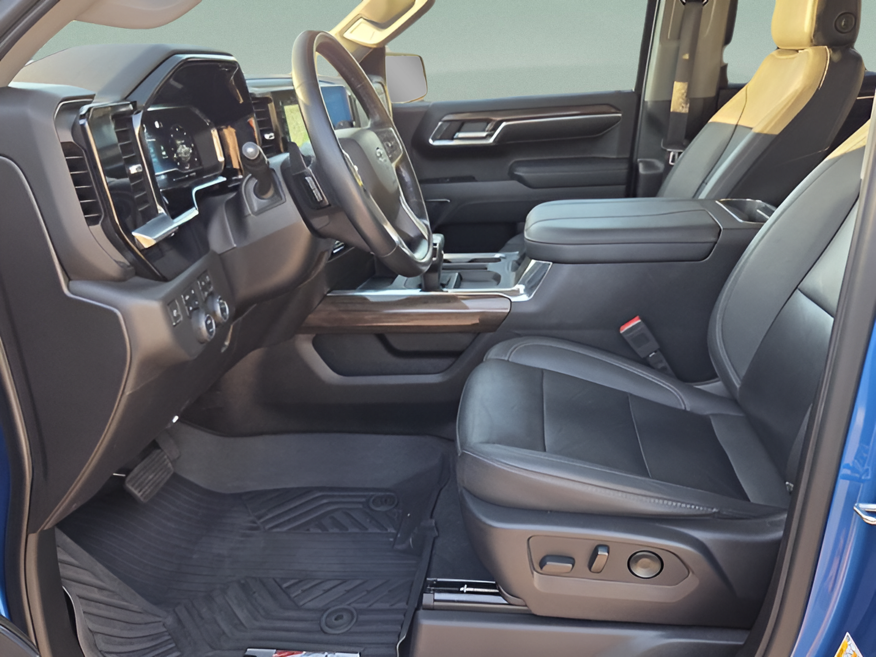 Used 2023 Chevrolet Silverado 1500 RST w/ All Star Edition Plus AWD/4WD image 9
