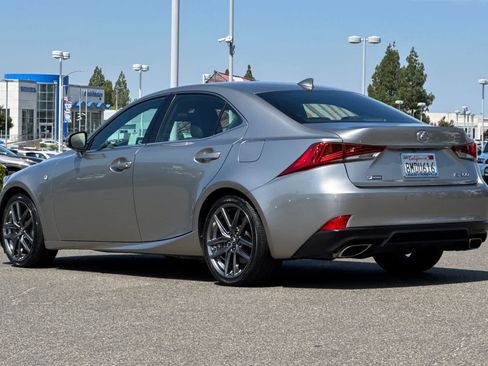 Used 2019 Lexus IS 300 F Sport w/ F Sport Package RWD image 7