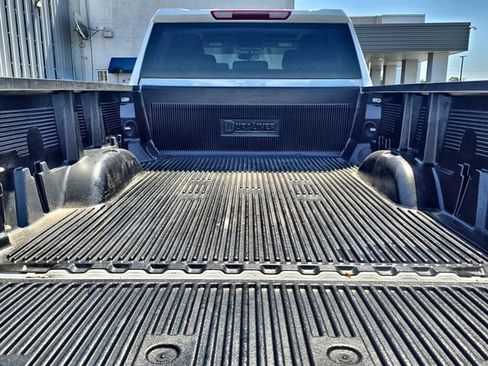 Used 2022 Chevrolet Silverado 2500 LT w/ Snow Plow Prep/Camper Package AWD/4WD image 16