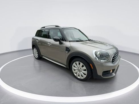 Used 2019 MINI Cooper Countryman FWD image 2
