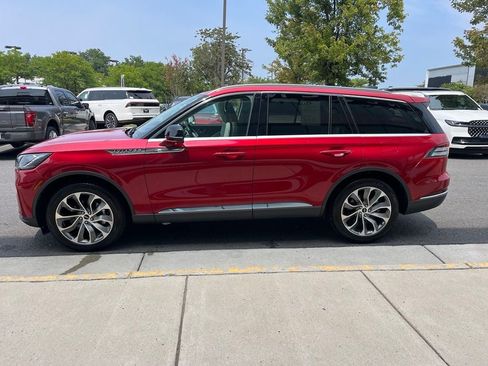 Used 2026 Lincoln Aviator Reserve w/ Luxury Package AWD/4WD image 5