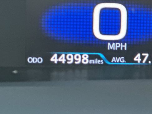 Used 2021 Toyota Prius Prime XLE w/ Carpet Mat Package (TMS) image 29