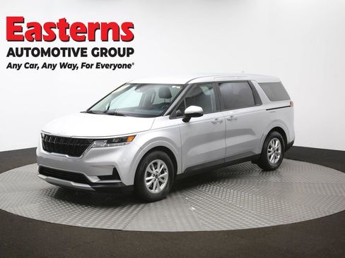 Used 2022 Kia Carnival LX image 55