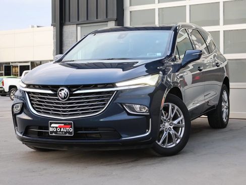 Used 2022 Buick Enclave Essence w/ Experience Buick Package image 3