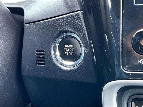 Used 2019 Toyota Corolla XSE image 26